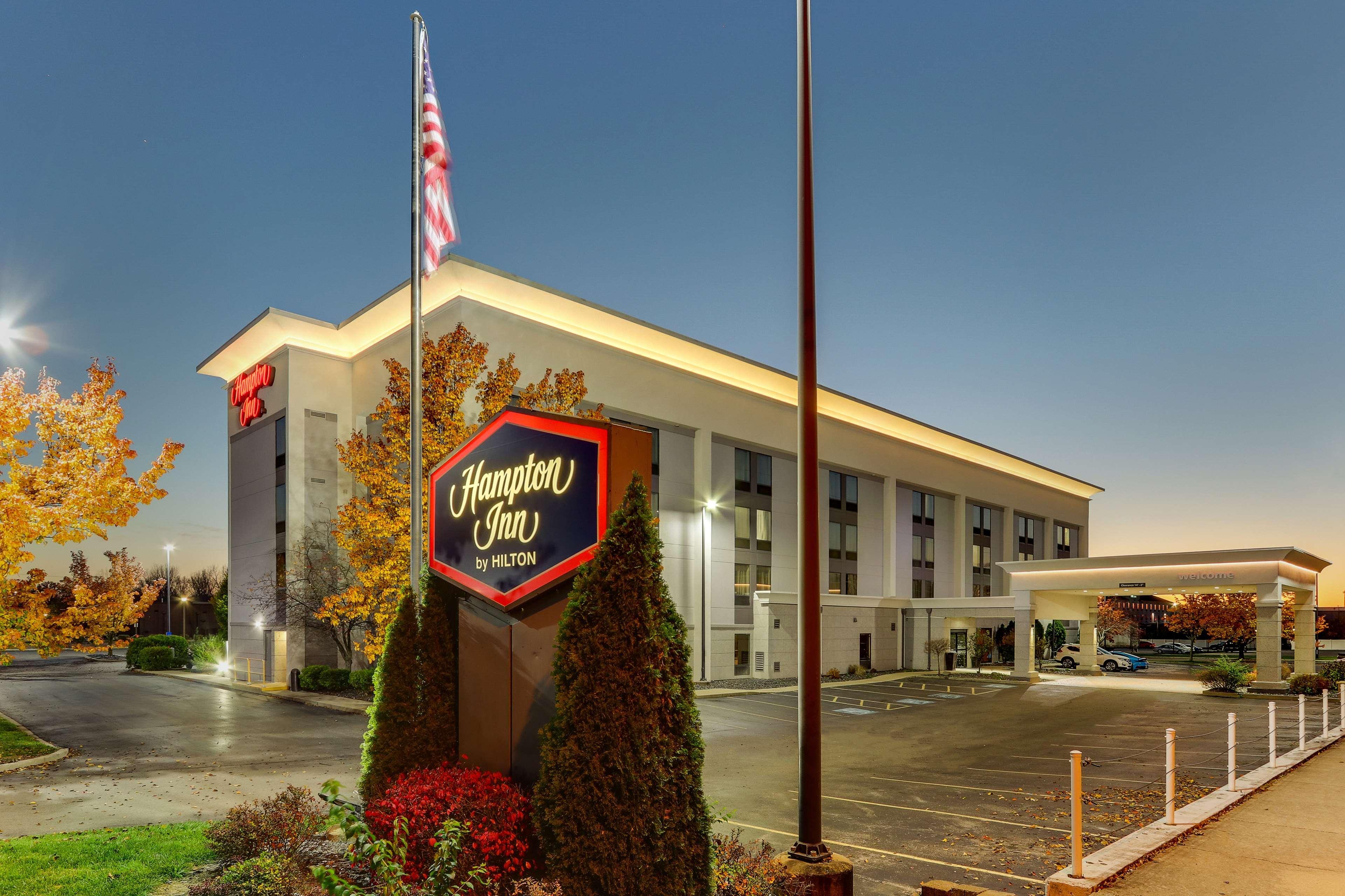 Hampton Inn Springfield Esterno foto