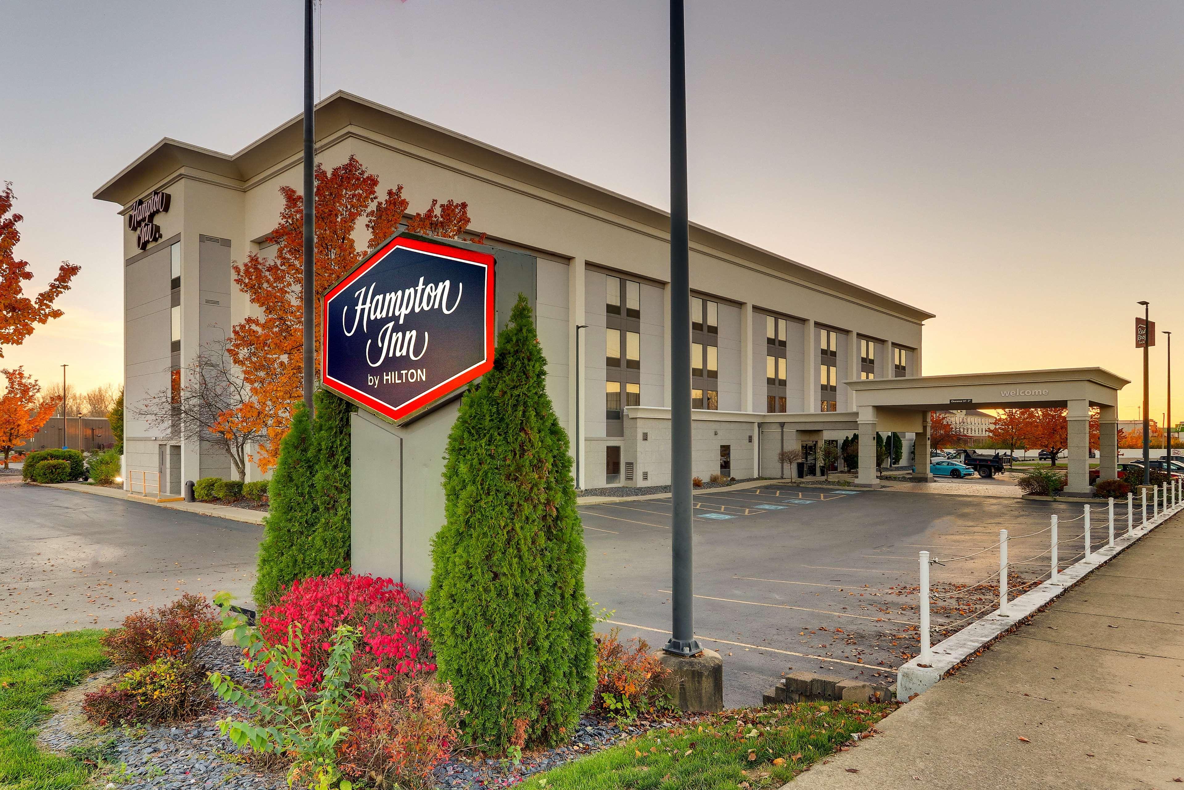 Hampton Inn Springfield Esterno foto