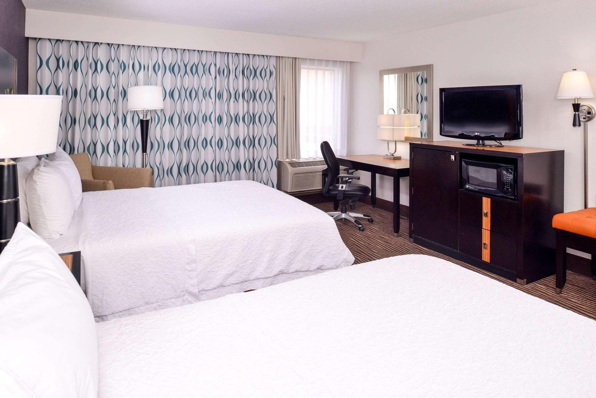 Hampton Inn Springfield Esterno foto