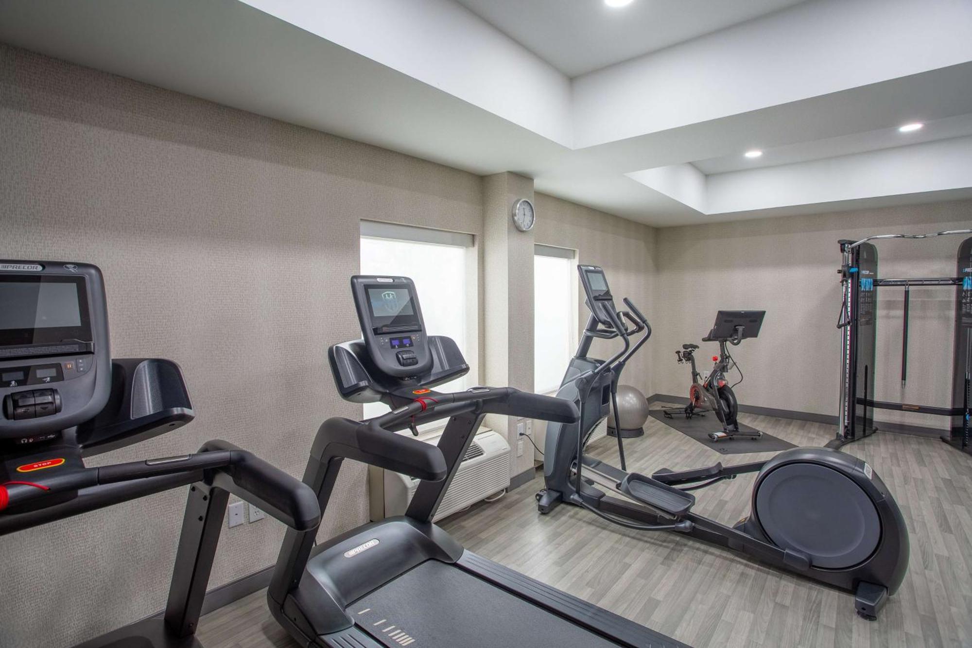 Hampton Inn Springfield Esterno foto