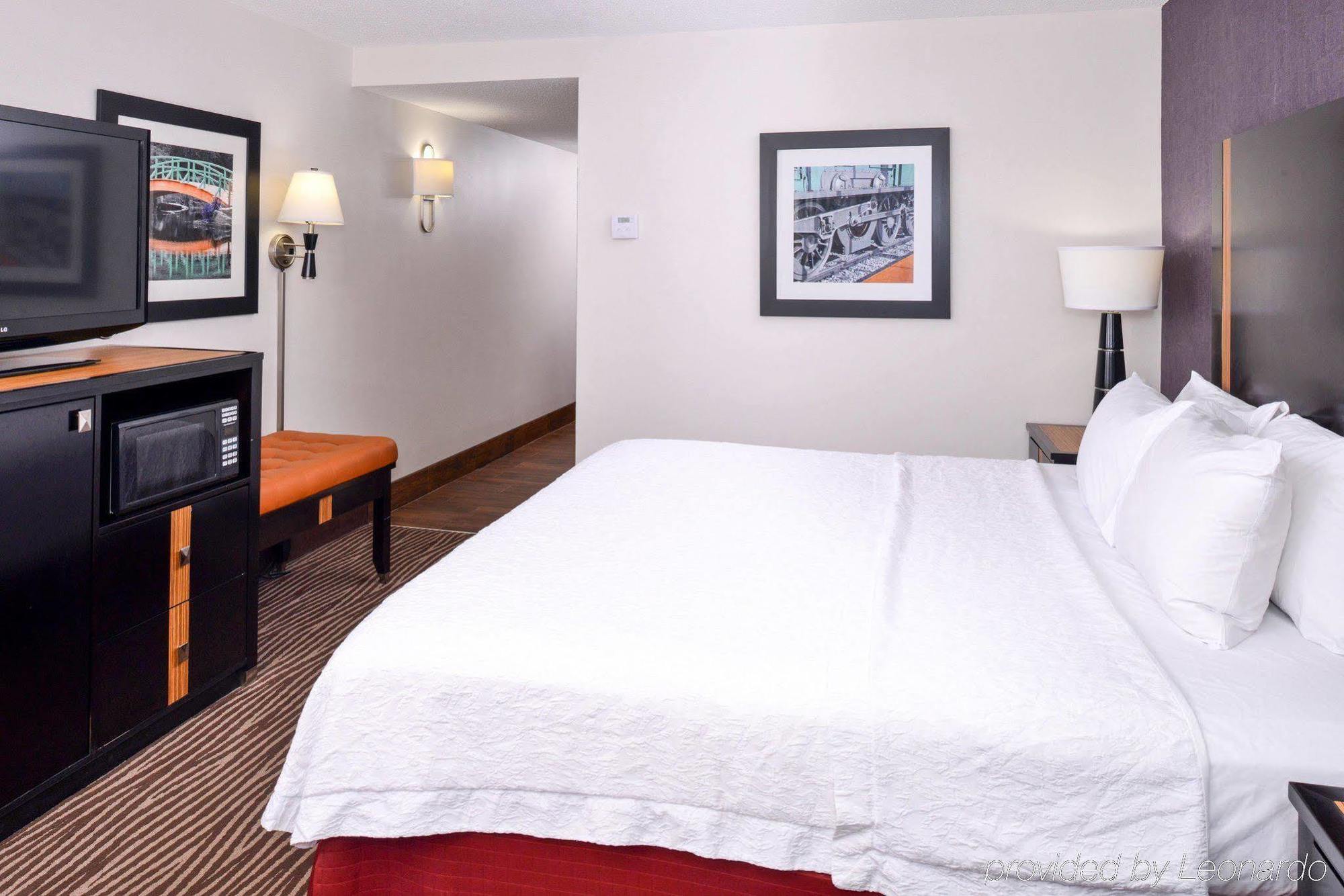 Hampton Inn Springfield Esterno foto